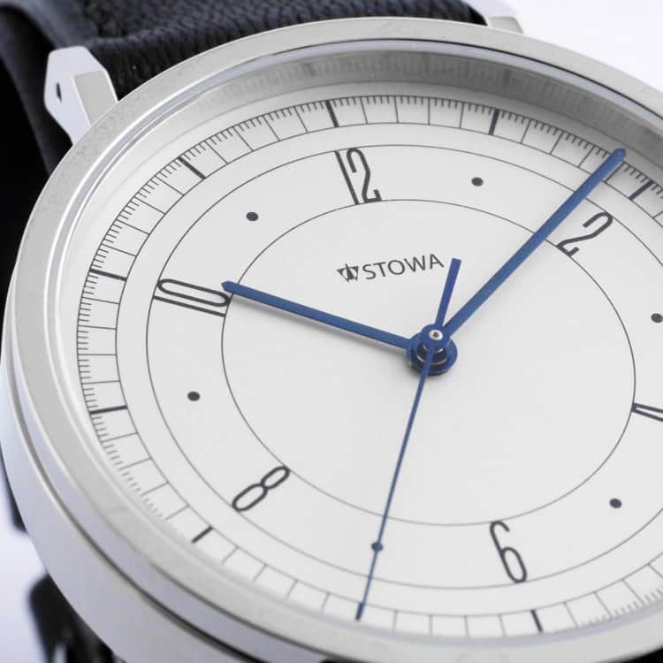 TiCTACさんのインスタグラム写真 - (TiCTACInstagram)「「STOWA」¥180,000＋tax  ドイツの老舗ブランド「ストーヴァ」から、バウハウス100周年を記念した限定モデルの第2弾が登場。最小限の要素で最高の機能を果たす、バウハウススタイルの美しいドイツ製機械式腕時計です。日本のみでの販売、30点限定、ローターにシリアルNO.入り。TiCTACオンラインストアでもお求めいただけます。 #新しい年新しい時計  #自分へのご褒美  #自分にご褒美 #成人祝い  #成人祝い時計 #stowa  #stowawatch  #ドイツ時計 #ドイツ製 #madeingermany  #germanwatch  #germanwatches  #バウハウス #バウハウス100 #bauhaus  #bauhausdesign  #bauhaus100  #tictac #チックタック #時計 #腕時計 #機械式時計 #自動巻き #クリスマスプレゼント時計 #記念日プレゼント時計 #誕生日プレゼント時計 #時計好き  #腕時計くら部」8月20日 17時26分 - tictac_press