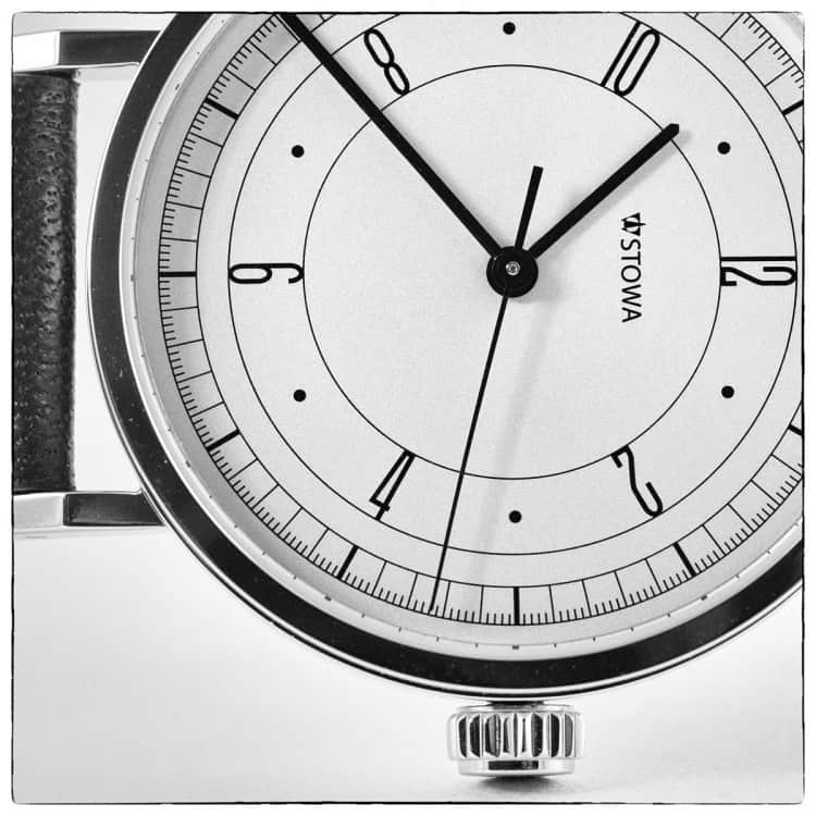 TiCTACさんのインスタグラム写真 - (TiCTACInstagram)「「STOWA」¥180,000＋tax  ドイツの老舗ブランド「ストーヴァ」から、バウハウス100周年を記念した限定モデルの第2弾が登場。最小限の要素で最高の機能を果たす、バウハウススタイルの美しいドイツ製機械式腕時計です。日本のみでの販売、30点限定、ローターにシリアルNO.入り。TiCTACオンラインストアでもお求めいただけます。 #新しい年新しい時計  #自分へのご褒美  #自分にご褒美 #成人祝い  #成人祝い時計 #stowa  #stowawatch  #ドイツ時計 #ドイツ製 #madeingermany  #germanwatch  #germanwatches  #バウハウス #バウハウス100 #bauhaus  #bauhausdesign  #bauhaus100  #tictac #チックタック #時計 #腕時計 #機械式時計 #自動巻き #クリスマスプレゼント時計 #記念日プレゼント時計 #誕生日プレゼント時計 #時計好き  #腕時計くら部」8月20日 17時26分 - tictac_press