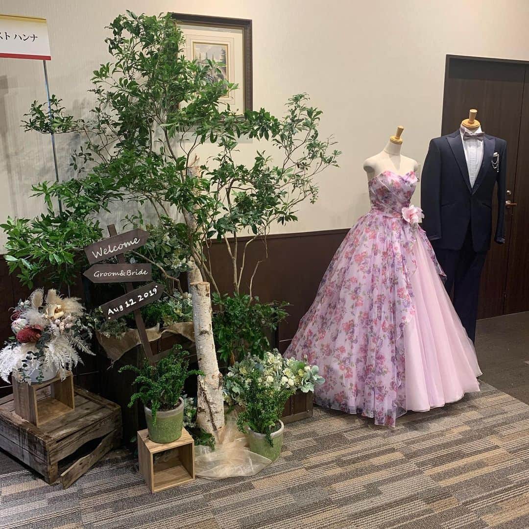 のインスタグラム：「先日の内見会はいかがでしたでしょうか？？ 是非ご結婚式の参考になさってください❤️😊 また、御意見などもお待ちしております🥰 🥰  #ウエディング #ホテルモントレグラスミア大阪 #グラスミア大阪 #モントレグラスミア大阪 #おもてなし婚 #ホテルモントレ #ファーストミート #サプライズ #プレ花嫁 #ぷれ花嫁 #結婚式 #ウエディングフォト #ウエディングドレス #ブーケ #難波 #難波結婚式 #大阪花嫁 #関西花嫁 #結婚式演出 #ホテルウエディング #花嫁 #卒花」