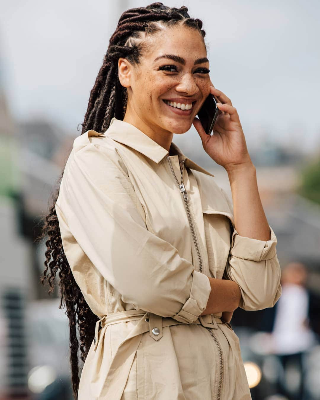 British Vogueさんのインスタグラム写真 - (British VogueInstagram)「From @Celine to @GiambattistaValliParis, boiler suits were in heavy rotation on both the spring/summer 2019 catwalks and among the street style set. Spotted on the likes of #BellaHadid and #VictoriaBeckham, it's easy to see why the boiler suit retains its statement appeal. Click the link in bio to shop #BritishVogue’s edit of the best hard-working boiler suits to buy now.」8月20日 18時26分 - britishvogue