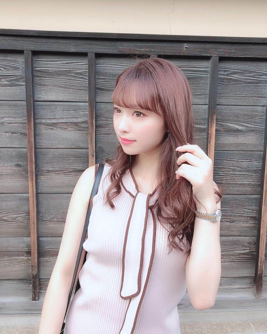 のインスタグラム：「. この前#ファニバー で有松へいったとき🥺💕. お洋服は @miia_official のセットアップ💕. MIIAのお得なSET販売でGetできるよ💓. ピンクを選びました🦄💓. #miia #setup #ミーア #pink #ootd #outfit  #오오티디 #아웃핏 #옷스타그램 #코디스타그램 #横顔 #有松街道 #instalove」
