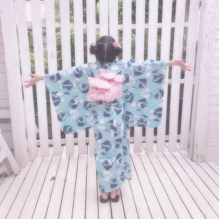 ゆず（ゆずこあ）さんのインスタグラム写真 - (ゆず（ゆずこあ）Instagram)「‪(♡´꒳`*)‬ かき氷の浴衣(｡•ᴗ•｡)♡ * めちゃめちゃかわいい(*´ｰ`*)♡ * この柄可愛すぎて 欲しくなっちゃった( * ॑꒳ ॑* )♥ * また着たいな❁¨̮ * #浴衣#ゆかた #かき氷#青#あお #かわいい #ゆず#yuzu」8月20日 19時14分 - yuzu_610