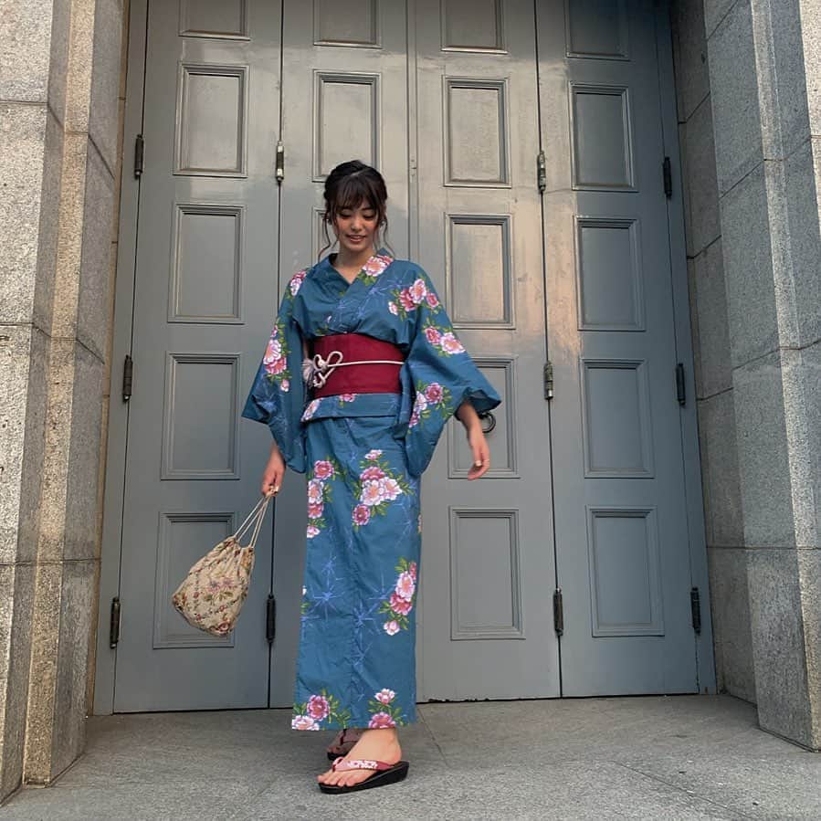 前田亜美のインスタグラム：「. 夏を満喫してる写真あげちゃううううううう。. . . 浴衣と水着きたらもういいよねって感じになるの私だけ？笑. .  浴衣の帯紐をハートにしてみた♡. . . #浴衣 #シンプルな浴衣が好き #もっとレトロなのもいいよね」