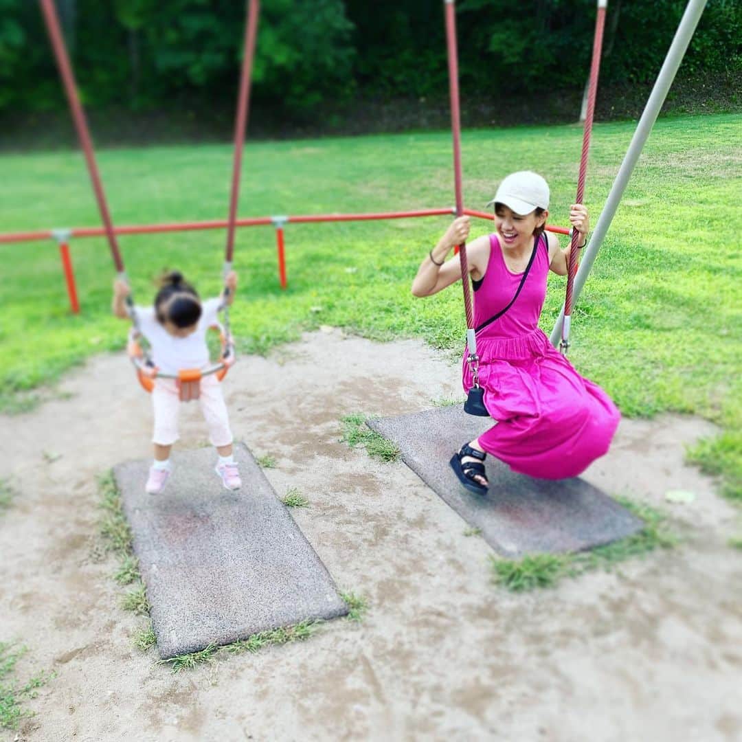 虎南有香のインスタグラム：「夏休み写真📸@北海道🌈☀️ 少しずつあげていきます😊♥️ 2歳になると楽しみ方の幅が広がってとっても楽しい🥺💓」