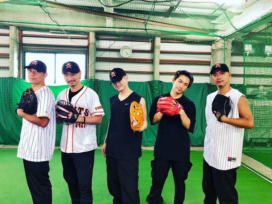 MAKIDAIさんのインスタグラム写真 - (MAKIDAIInstagram)「今市の野球部企画⚾️✨ 第2回目はナオトさんとドーベルチームからGSが参加！わちゃわちゃしながらバッティングセンターに行ってきました！LDH TVでの放送をお楽しみに😊✨」8月20日 20時06分 - exile_makidai_pkcz