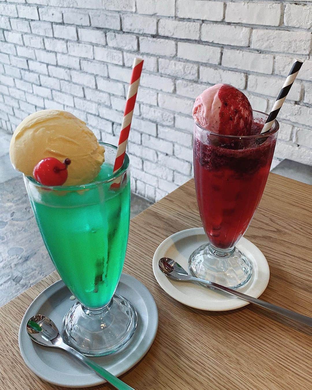 草野春香のグルメインスタ