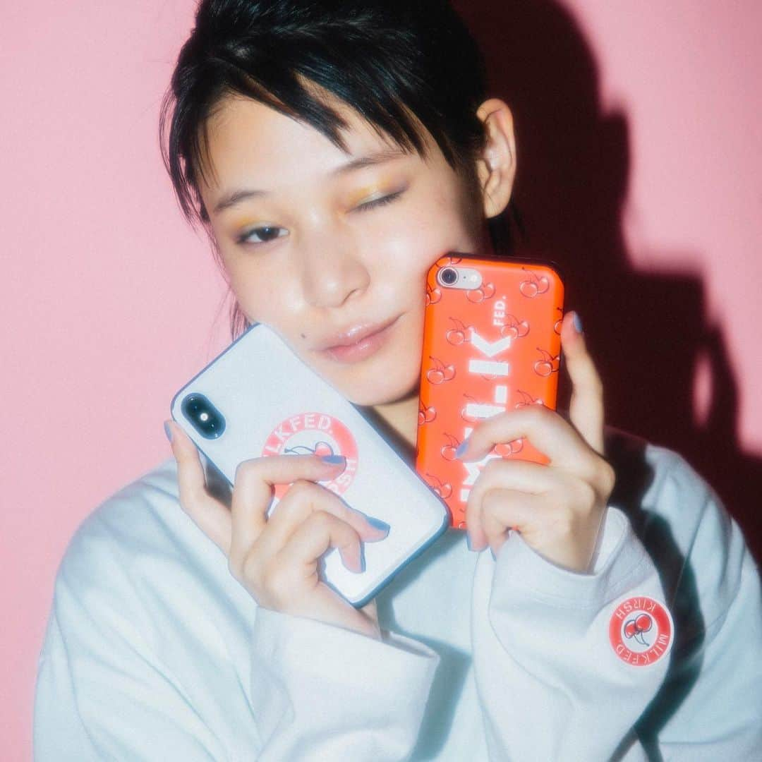 MILKFED.さんのインスタグラム写真 - (MILKFED.Instagram)「🍒MILKFED.×KIRSH🍒﻿ ﻿ 🍒❤️﻿ KIRSH × MILKFED. ﻿ CHERRY MOBILECASE for iPhone　7/8﻿ ﻿ KIRSH × MILKFED. ﻿ CHERRY MOBILECASE for iPhone　X ￥3,500+TAX﻿ ﻿ 🍒❤️﻿ KIRSH × MILKFED. ﻿ CIRCLE LOGO MOBILECASE for iPhone 7/8﻿ ﻿ KIRSH × MILKFED. ﻿ CIRCLE LOGO MOBILECASE for iPhone X ￥3,500+TAX﻿ ﻿ ついに今週8/23(金)に﻿ MILKFED.直営店舗とオンラインストアcalif、﻿ MILKFED.ZOZOTOWNにて発売♡﻿ ﻿ “さくらんぼ”モチーフで有名な﻿ 韓国人気ファッションブランド﻿ 「KIRSH（キルシー）」と﻿ MILKFED.がカプセルコレクションをリリース🍒﻿ ﻿ ☝🏻日本に直営店がなく、﻿ なかなか手にとることが難しいKIRSHと﻿ MILKFED.がタックを組み8/23(金)より﻿ ラフォーレ原宿1F﻿ エントランススペースに﻿ 限定ショップをオープンします！﻿ ﻿ 日本初🔥となるコラボアイテムは﻿ 本日よりすべてのラインアップを﻿ ご紹介していきますので﻿ アイテム情報をお見逃しなく…🍒❤️﻿ ﻿ ﻿ 【MILKFED.×KIRSH POP UP SHOP】﻿ 8/23(金)ー 9/2(月)﻿ ﻿ 〒150-0001東京都渋谷区神宮前1-11-6﻿ ラフォ−レ原宿 1F　エントランススペース﻿ ぜひこの機会にご来店ください🍒❤️﻿ ﻿ #milkfed #milkfedjp﻿ #ミルクフェド #KIRSH﻿ #ガーリーストリート @_miugram_」8月20日 20時27分 - milkfedjp