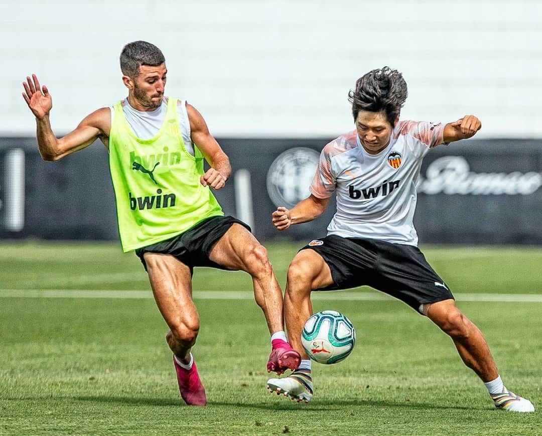 ホセ・ルイス・ガヤのインスタグラム：「Preparando el partido del sábado!!! @kanginleeoficial ⚽️」