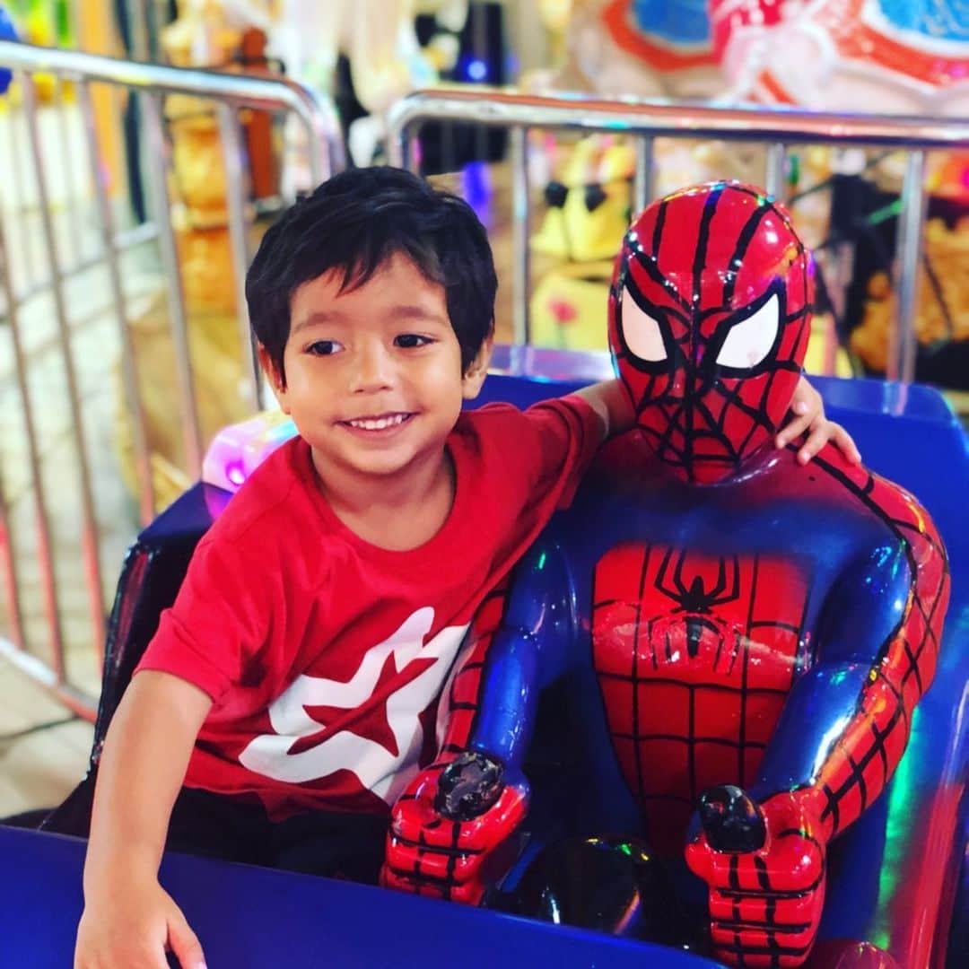 フェリペ・ガルシアのインスタグラム：「Feliz aniversário meu pequeno.  3 anos nos dando alegria e bons momentos!💙😍」