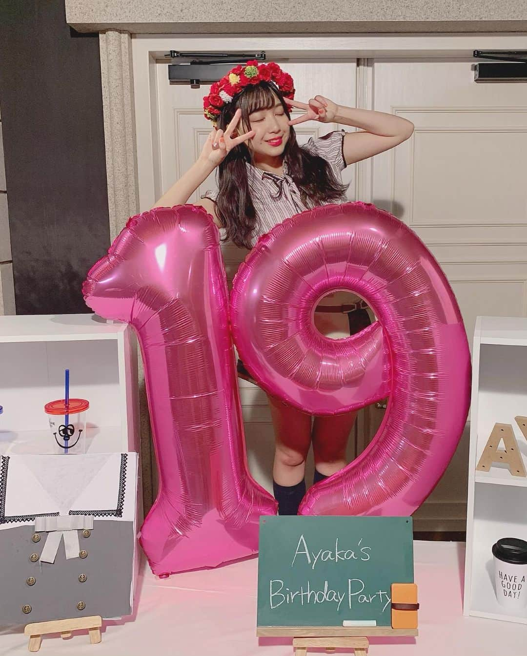 太田彩夏さんのインスタグラム写真 - (太田彩夏Instagram)「幸せだぁ。  #太田彩夏生誕祭」8月20日 20時40分 - ayamelody0817