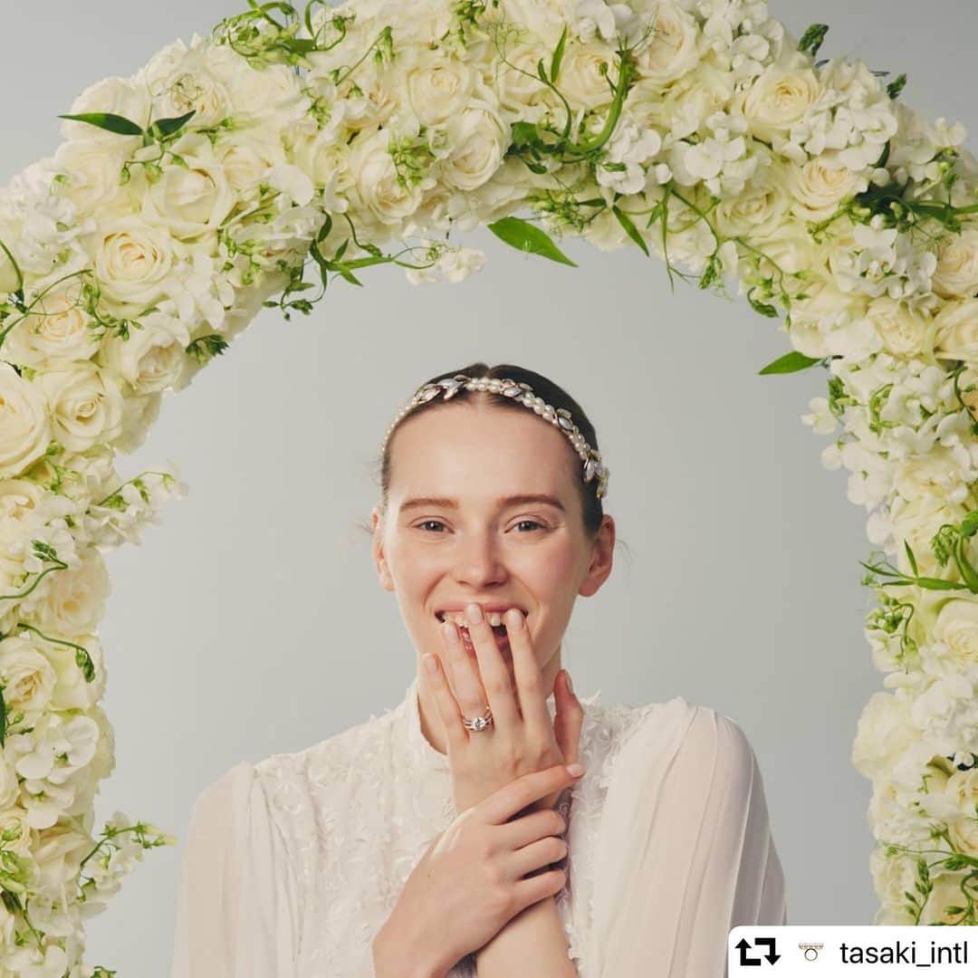 j_paris_bridalのインスタグラム