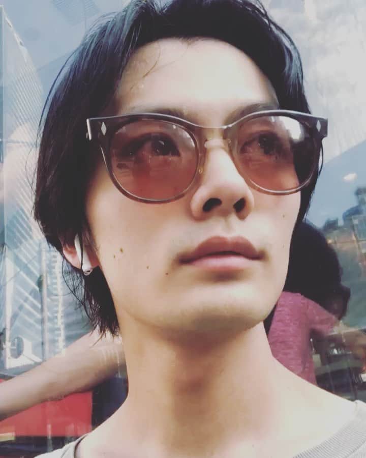 のインスタグラム：「今夏も安定の汗がとまやん問題」