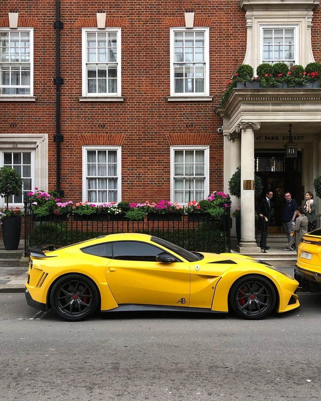 CARLiFESTYLEさんのインスタグラム写真 - (CARLiFESTYLEInstagram)「Which one looks best in yellow? Photos by @horsepower_hunters #carlifestyle #Yellow」8月20日 22時26分 - carlifestyle