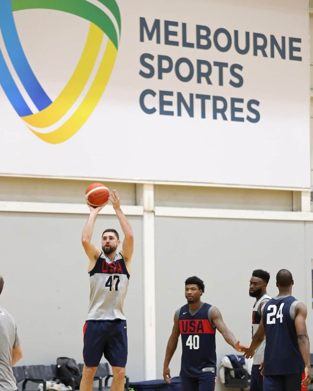 Brooklyn Netsさんのインスタグラム写真 - (Brooklyn NetsInstagram)「Buckets Down Under 🧔🇺🇸 #usabmnt」8月20日 22時19分 - brooklynnets