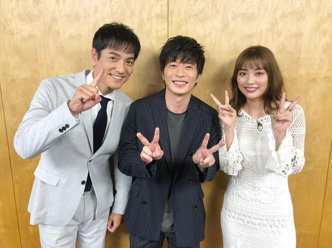 テレビ朝日「おっさんずラブ」さんのインスタグラム写真 - (テレビ朝日「おっさんずラブ」Instagram)「﻿ ＼🌈#見てね情報📺／﻿ ﻿ 本日よる8時放送「#くりぃむクイズ #ミラクル9」に #沢村一樹 さん初参戦💥﻿ ﻿ #田中圭 キャプテン、#内田理央 さんと「#おっさんずラブ」ナイン結成✨﻿ お見逃しなく﻿ ﻿ #急遽内容が変更になる場合があります﻿ #一部地域をのぞきます﻿ #劇場版おっさんずラブ﻿ #8月23日全国ロードショー」8月21日 9時00分 - ossanslove