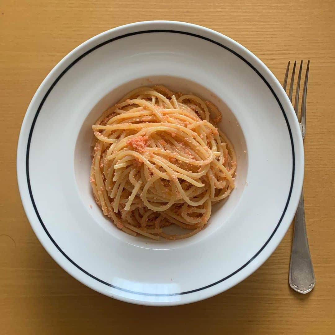 武井義明さんのインスタグラム写真 - (武井義明Instagram)「朝のたらこスパゲティ。バターは四つ葉。」8月21日 9時13分 - bebechef