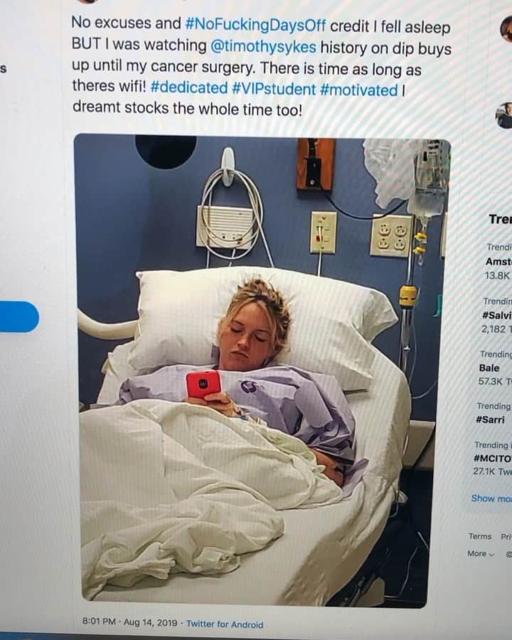 のインスタグラム：「Even while I’m in paradise I’m proud to teach every day so here I highlight some of my most dedicated students who are learning and profiting too. My student of the week Tessa is so dedicated she was even studying my videos in the hospital just before her cancer surgery, and practicing her trading afterwards (get better soon Tessa, I wish more students had that kind of dedication)! It’s truly an honor for me to teach so many amazing people and while I can’t guarantee profits, especially in an industry where 90% of people lose, I do guarantee that I will teach you EVERYTHING I’ve learned over the past 20+ years and my rules, lessons and patterns can only help increase your odds of success as I bring structure and planning to this industry that’s sadly full of gamblers, newbies, fakes and frauds. I’m not the best trader, but I have made $5+ million now (now I trade with a small account in order to teach while donating ALL my trading profits to my @karmagawa charity foundation) and I’m proud that my top student has now made more than me, turning $1,500 of his own money into $8+ million! And NOBODY has as much educational content as I do thanks to my top students who help me in delivering weekly live trading and Q&A webinars along with my 6,000+ video lesson library, 8,000+ blog posts on TimothySykes.com, daily watchlists, trade alerts, realtime chatroom commentary, DVD guides, software (please use @stockstotrade already!) and countless DMs that I ALWAYS answer personally (sorry I get behind on every now and then, but I always catch up!) I love it here in Italy because it’s an ideal timezone since the US stock market opens here in the afternoon so I’ve been sleeping until noon…a lot :) Tomorrow I head back to the US as I’m throwing out the first pitch at the Dodgers game on the 21st, my 2nd attempt as I failed miserably last time (I’ll post the funny/sad video in my story) so long story short I’m living the dream and if you follow your heart, focus on what you love and stay patient, you get rewarded over time and you can build your own dream life, not someone else’s which far too many people are doing these days due to lack of education! #ilovemyjob #jewswithviews」