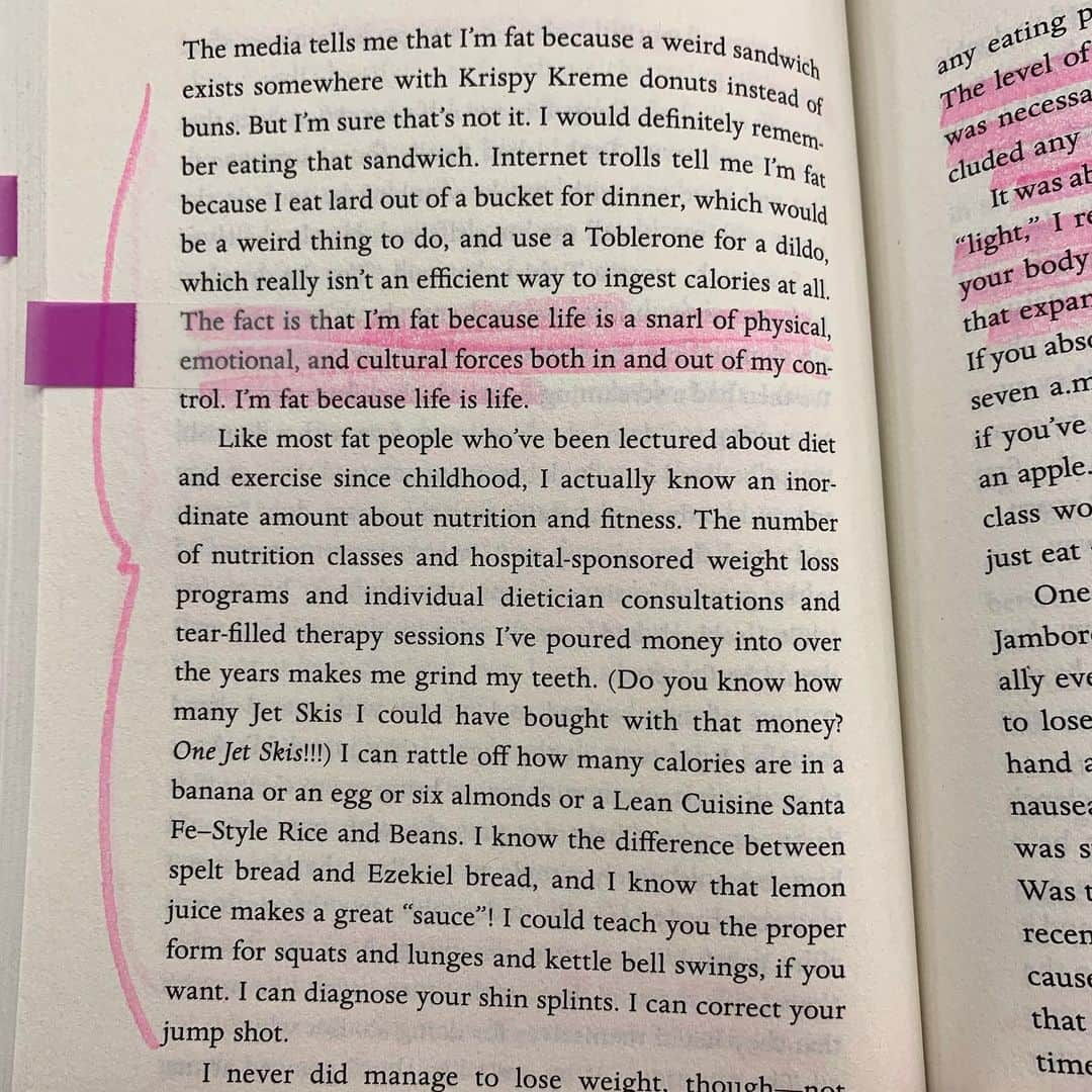 マット・マクゴリーさんのインスタグラム写真 - (マット・マクゴリーInstagram)「"Shrill: Notes From a Loud Woman" by Lindy West @TheLindyWest # Lovvvvveeedddd, loved, loved, loved this book!!! West is a truly remarkable writer and her stories are beautifully poignant while dosed with her incredibly sharp wit.  I found myself laughing out loud multiple times while reading it, pausing to appreciate her ability to bring humor to some really deep topics.  Check out her show as well, by the same name, on Hulu!  # My Booklist:  bit.ly/mcgreads (link in bio) #mcgreads」8月21日 1時12分 - mattmcgorry