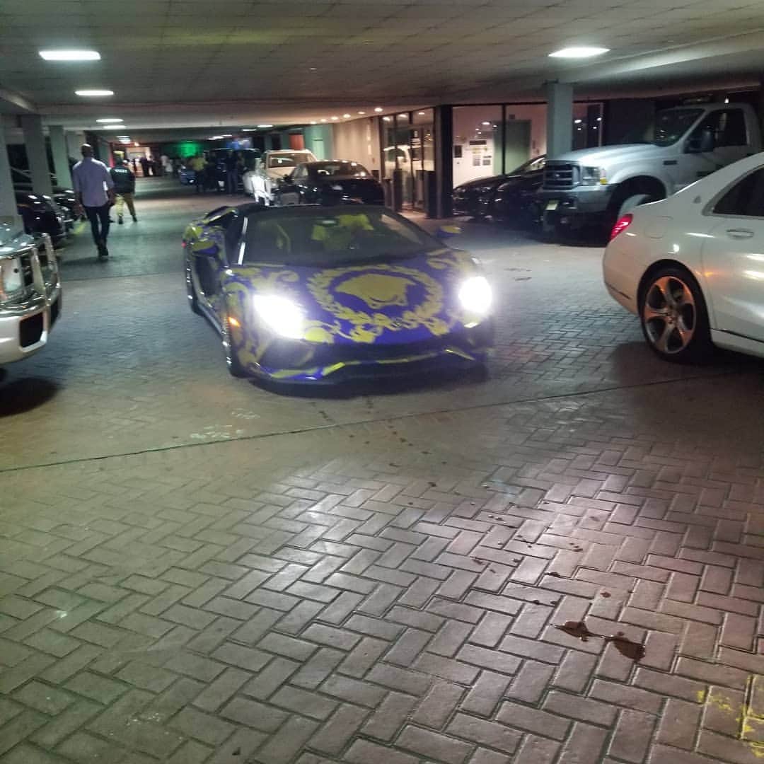 のインスタグラム：「Im just here to motivate and get allllllllll the p*ssy lol... this ride look better in person....Vroom Vroom b*tch ♿🍊🍆 TYCOON WEEKEND!!!! #whips #pier115barandgrill #tycoonweekend #pier115 #bobcarking #iwannathankme  #boyface #BigCripWhip #edgewater  #groovin #TheGroovathonContinues」
