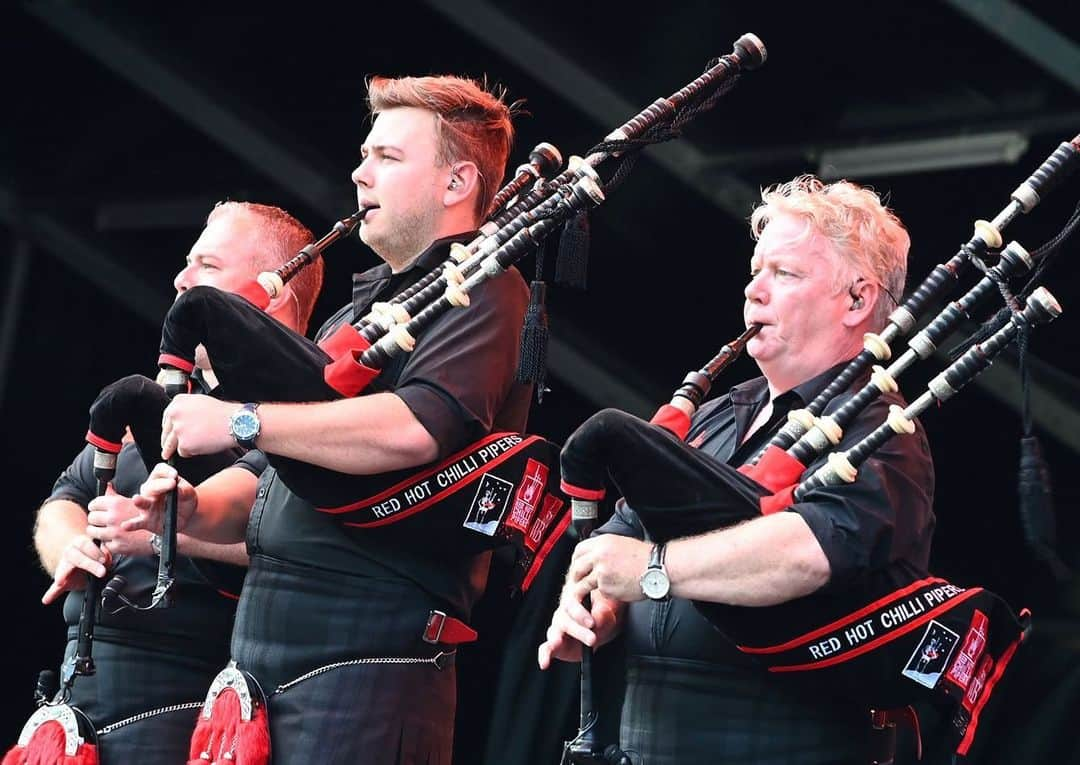 フジロック・フェスティバルさんのインスタグラム写真 - (フジロック・フェスティバルInstagram)「📸RED HOT CHILLI PIPERS JULY 26 FRI - GREEN STAGE . Photo by Masanori Naruse #ChilliPipers #パイパーズ #fujirock #fujirockfestival #フジロック」8月21日 1時56分 - fujirock_jp