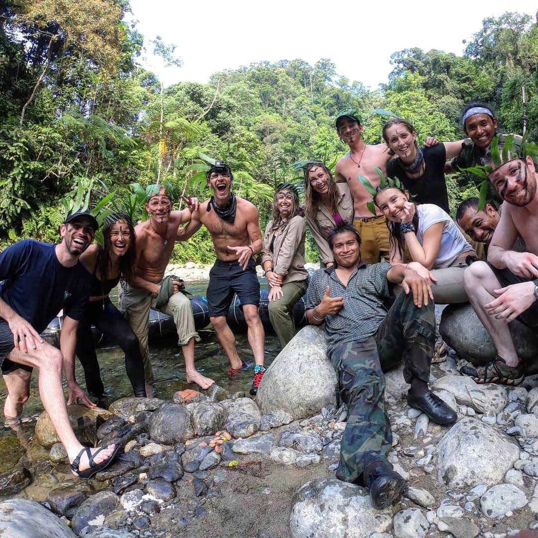 ブリアナ・エヴィガンのインスタグラム：「This photo brings me so much joy it hurts... I miss you Indonesia 🧝🏽‍♀️🧡」