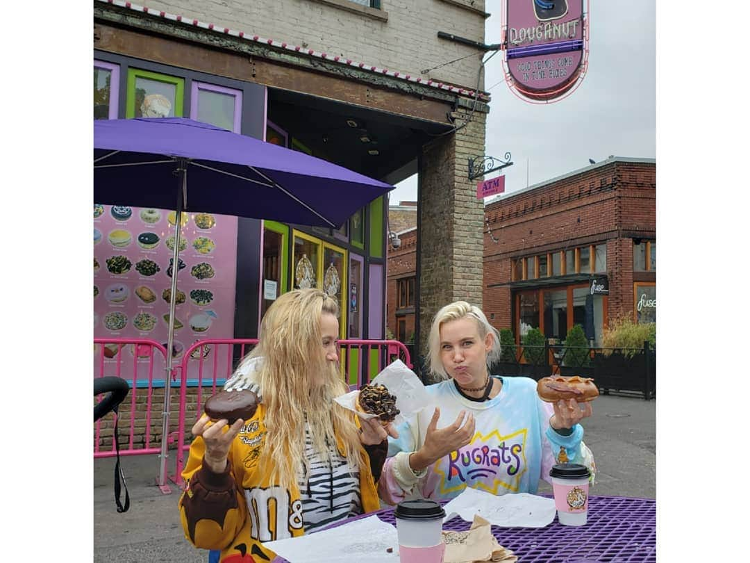 NERVOさんのインスタグラム写真 - (NERVOInstagram)「If you know us, you know we'll tour for food!🍴🍴Portland - your doughnuts blew our minds!! We tried both Voodoo and Blue Star and have to say the maple bacon at Voodoo was the winner🏅🏅however as a whole Blue Star won our hearts with the cointreau creme brulee 🍩🍩🇺🇲🇺🇲 Thank you @45eastpdx for bringing us out here. Off to Vegas now for @omnianightclub 🎉🎉🍾🍾🌡🌡#foodporn」8月21日 3時06分 - nervomusic