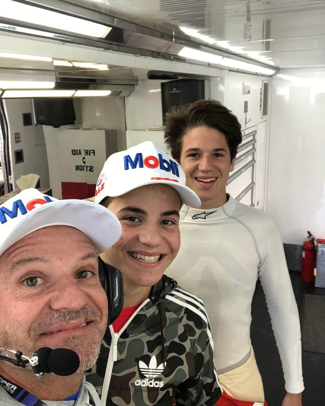 ルーベンス・バリチェロさんのインスタグラム写真 - (ルーベンス・バリチェロInstagram)「Q saudade destes carinhas ❤️❤️ /// miss them .... see you soon boys @fefobarrichello @dudubarrichello」8月21日 3時14分 - rubarrichello