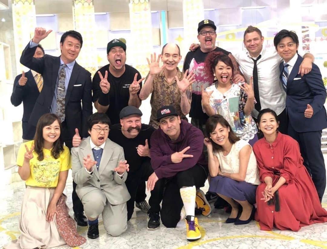 Zebraheadさんのインスタグラム写真 - (ZebraheadInstagram)「We had an amazing time on Sukkiri !! Thanks for having us!! #Zebrahead #braininvaders #sukkiri #japanesetv スッキリ、見てくれてありがとう！！！ 初の生放送、どうだったかな？ みんなのおかげでとても貴重な体験が出来たぜ、本当にありがとう🦓  #スッキリ #ゼブラの夏休み #楽しかった」8月21日 3時44分 - zebraheadofficial