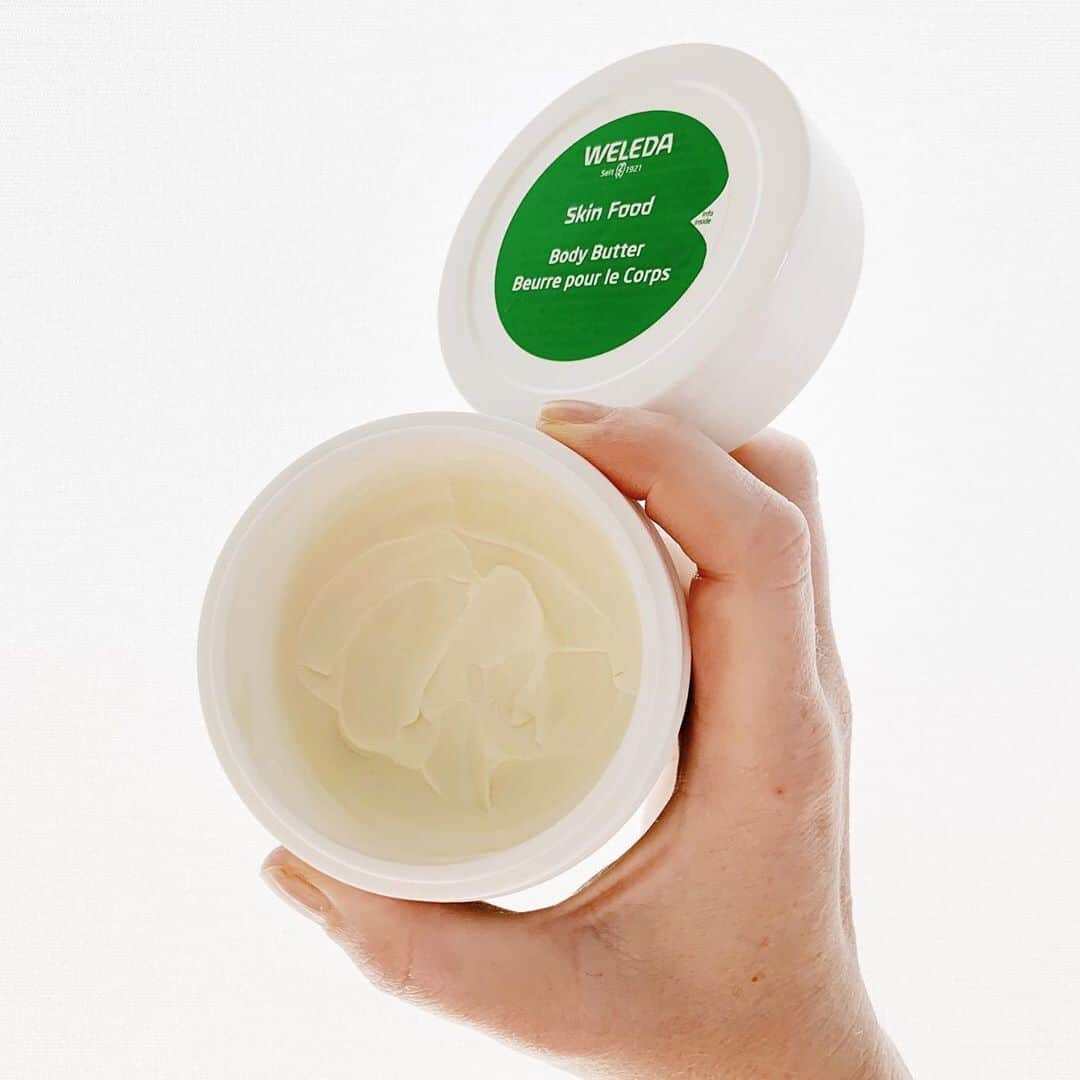 Weledaのインスタグラム：「#TextureTuesday Our Skin Food Body Butter has a soft whipped texture that melts into skin for decadant hydration! 💚 Do you use it? (Pc: @riseandgloww )」
