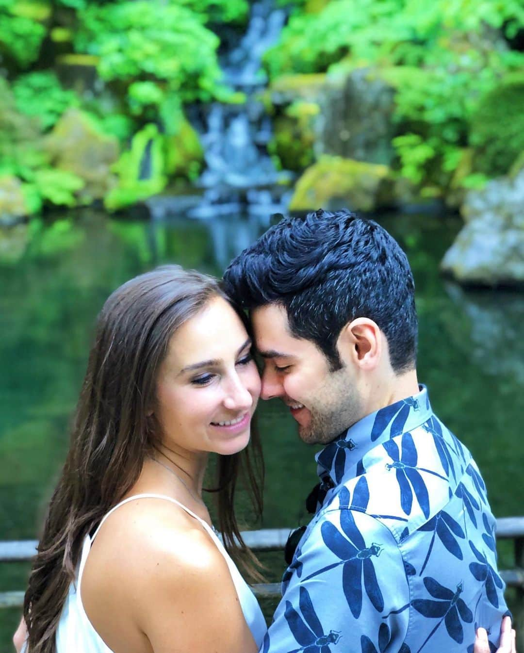 ブレンダン・ロビンソンさんのインスタグラム写真 - (ブレンダン・ロビンソンInstagram)「The @portlandjapanesegarden is a dream 😍 . . . #Portland #japanesegarden #oregon #bae #love #couple」8月21日 4時06分 - brendanrobinson