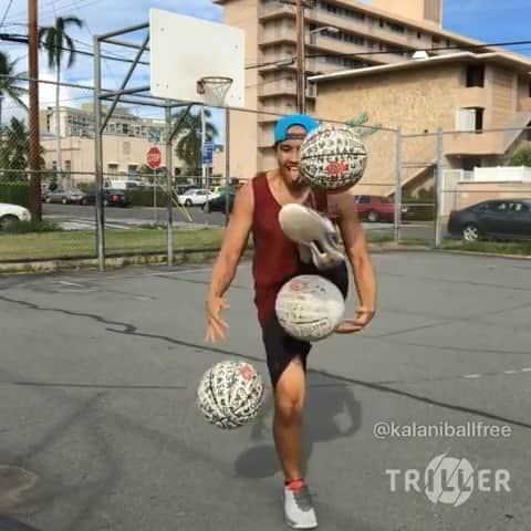 ベロニカ・ベガのインスタグラム：「Things I could never imagine doing... 👀🙈💥💥💥💥People’s dedication and creativity always breathe life into my spirit. Thank you for this!!!! Y’all keepin #AMILLION ALIVE AF OUT HERE! @kalaniballfree I’m bout to make my own triller vid this week. BTW, A MILLION ON TRILLER MAIN PAGE RN!!!!」