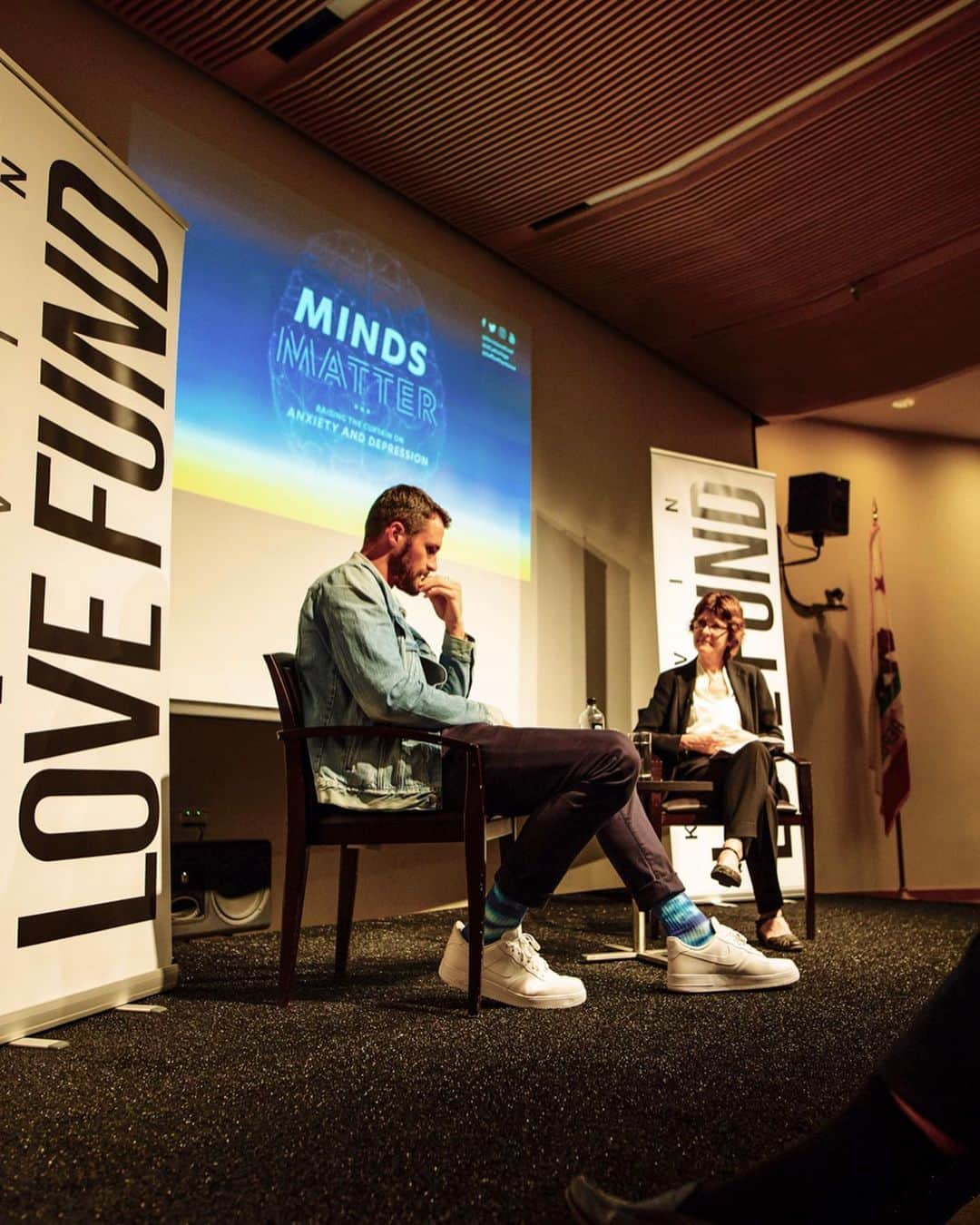 ケビン・ラブさんのインスタグラム写真 - (ケビン・ラブInstagram)「Honored to be invited back to @UCLA to speak at “Mind Matters”, the new event series that raises the curtain on issues that can affect us all — depression, stress, anxiety, bullying etc. —The more we can normalize the conversation around mental health, the more we can do to help those that are struggling. @UCLAThinkGrand @KevinLoveFund」8月21日 4時10分 - kevinlove