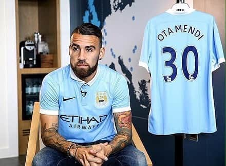 ニコラス・オタメンディさんのインスタグラム写真 - (ニコラス・オタメンディInstagram)「‪4 years ago today! ✍🏼 @mancity」8月21日 4時14分 - nicolasotamendi30