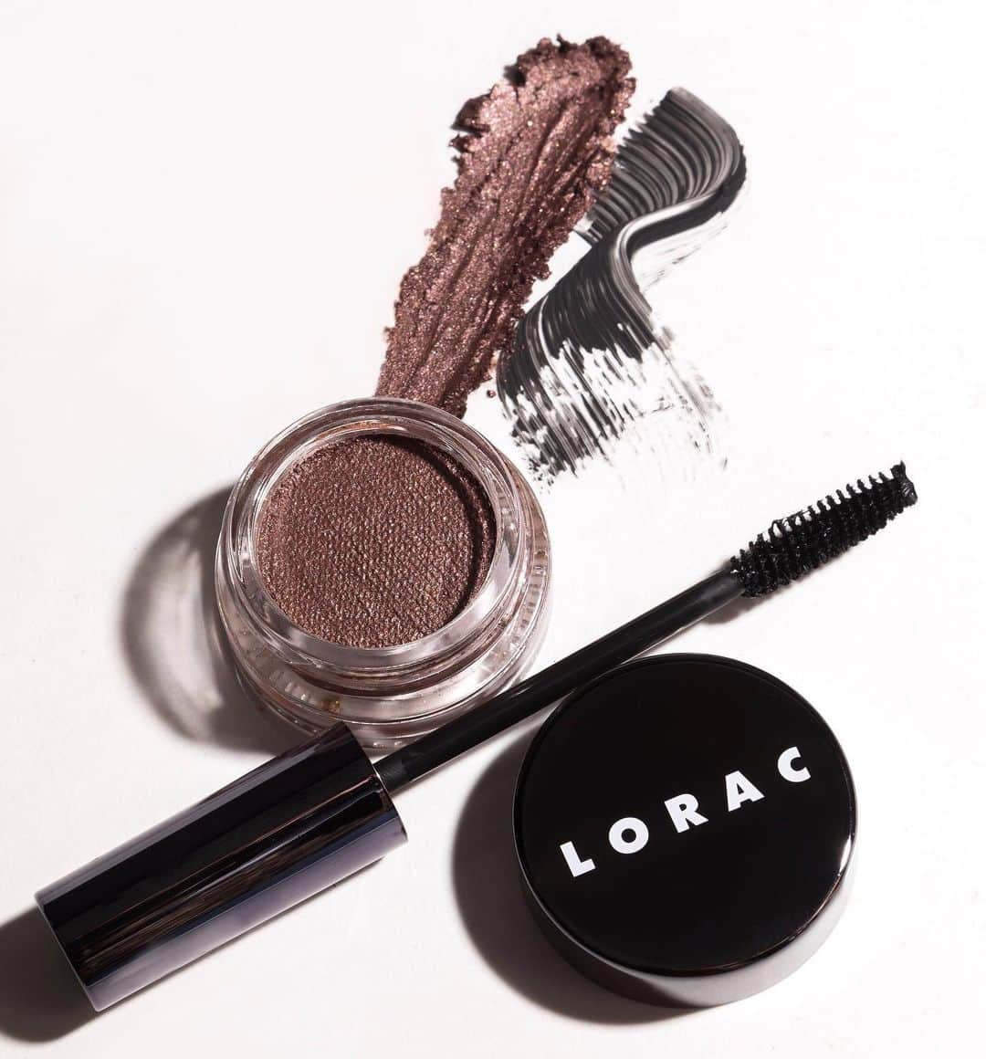 LORACさんのインスタグラム写真 - (LORACInstagram)「LUX winning combo 🖤 our NEW LUX Diamond Crème Eyeshadow in VELVET + LUX First Class Lash Mascara is two steps to luxurious eyes 🤩 experience the LUX effect for yourself @ultabeauty, ULTA.com & LORAC.com 🌟 Photo @lifeofbreana #LORAC #LORACLUXDiamond #LORACCosmetics」8月21日 4時15分 - loraccosmetics