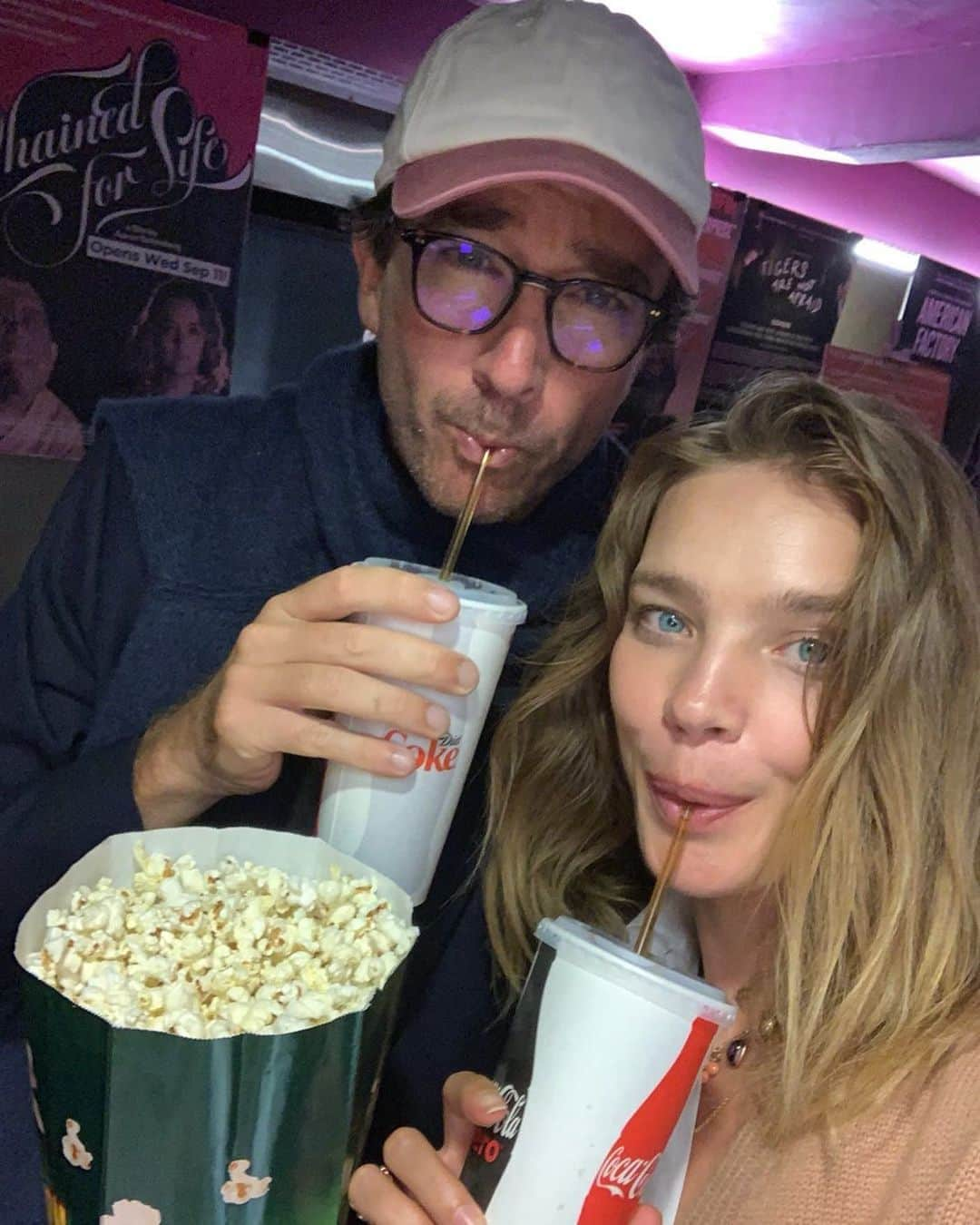 ナタリア・ヴォディアノヴァさんのインスタグラム写真 - (ナタリア・ヴォディアノヴァInstagram)「When in nyc 🥰🎬🍿 #datenight @antoinearnault」8月21日 4時54分 - natasupernova