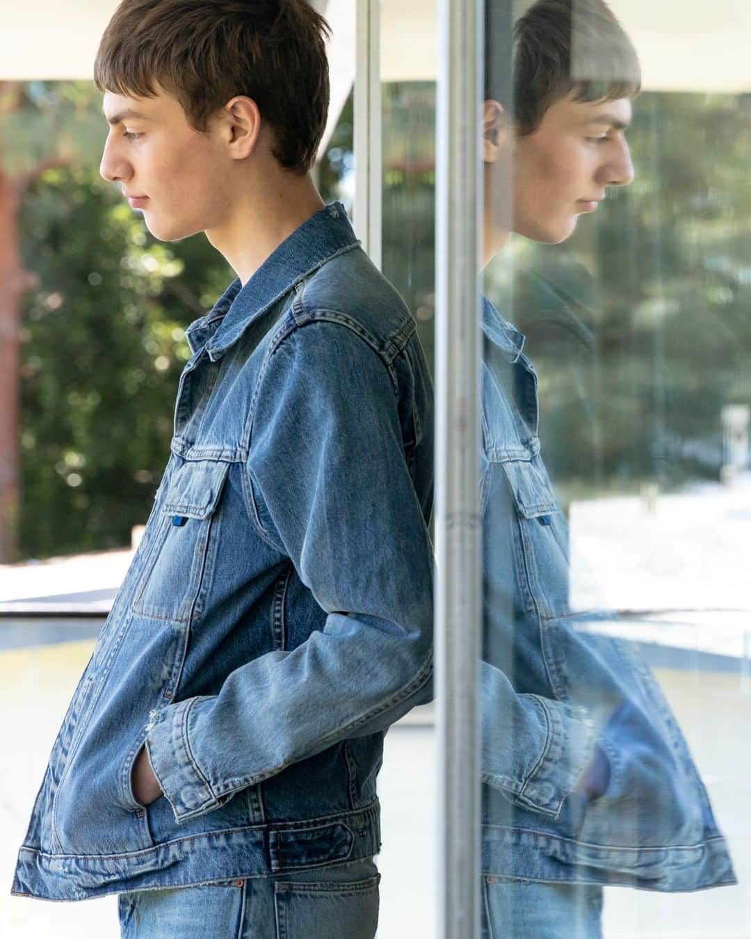 ハドソンのインスタグラム：「Double down. #HudsonJeans」
