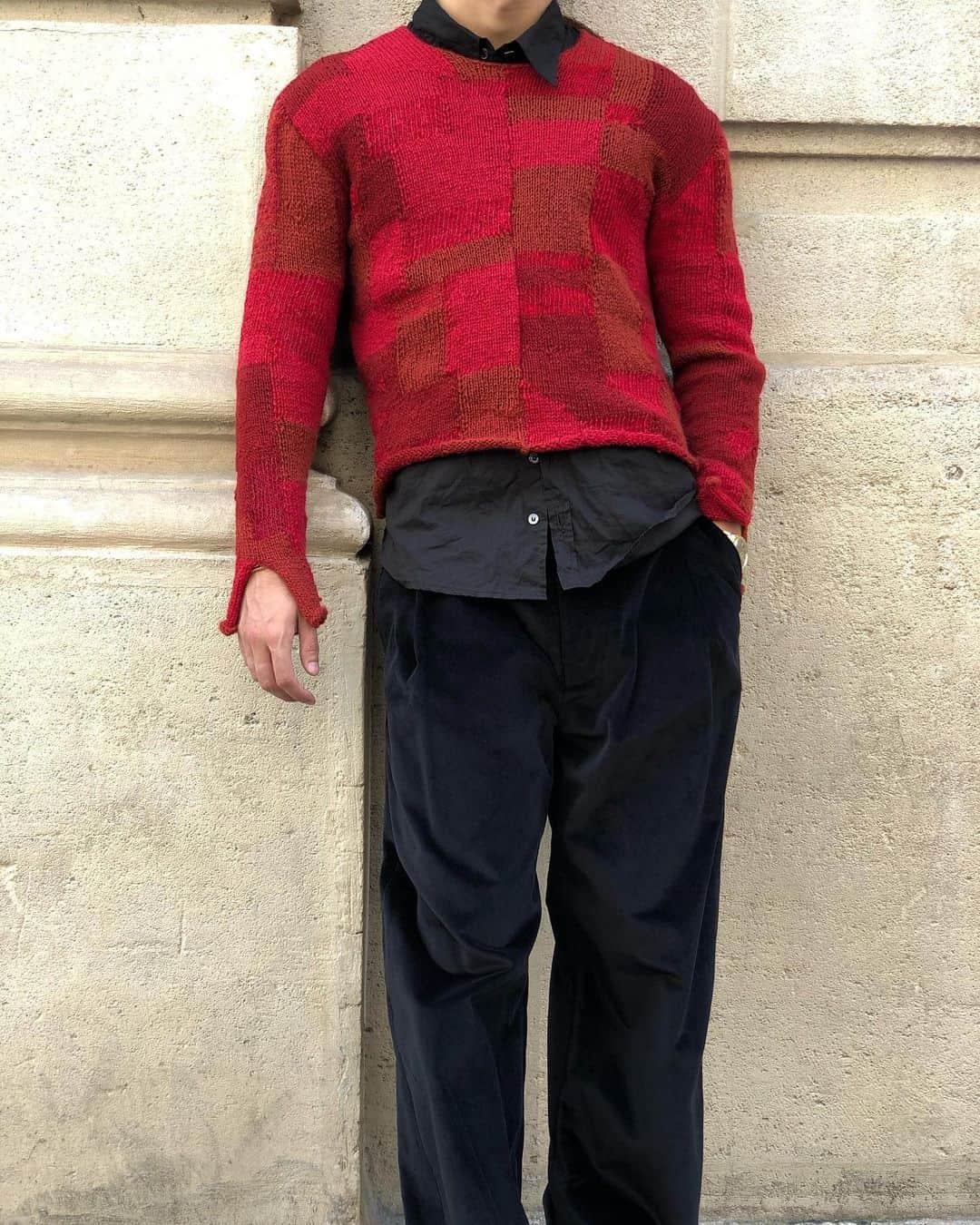 レクレルールさんのインスタグラム写真 - (レクレルールInstagram)「In the midst of the aggression and chaos, this season, there were plenty of outerwear options, including Renaissance-style, double-breasted wool coats, striped blazers, an Elizabethan-style vest and a red plaid coat. @SkeltonJohn FW19 collection is available at Leclaireur Hérold #Leclaireur #LeclaireurHerold #LeclaireurStyle #JohnAlexanderSkelton」8月21日 5時06分 - leclaireur