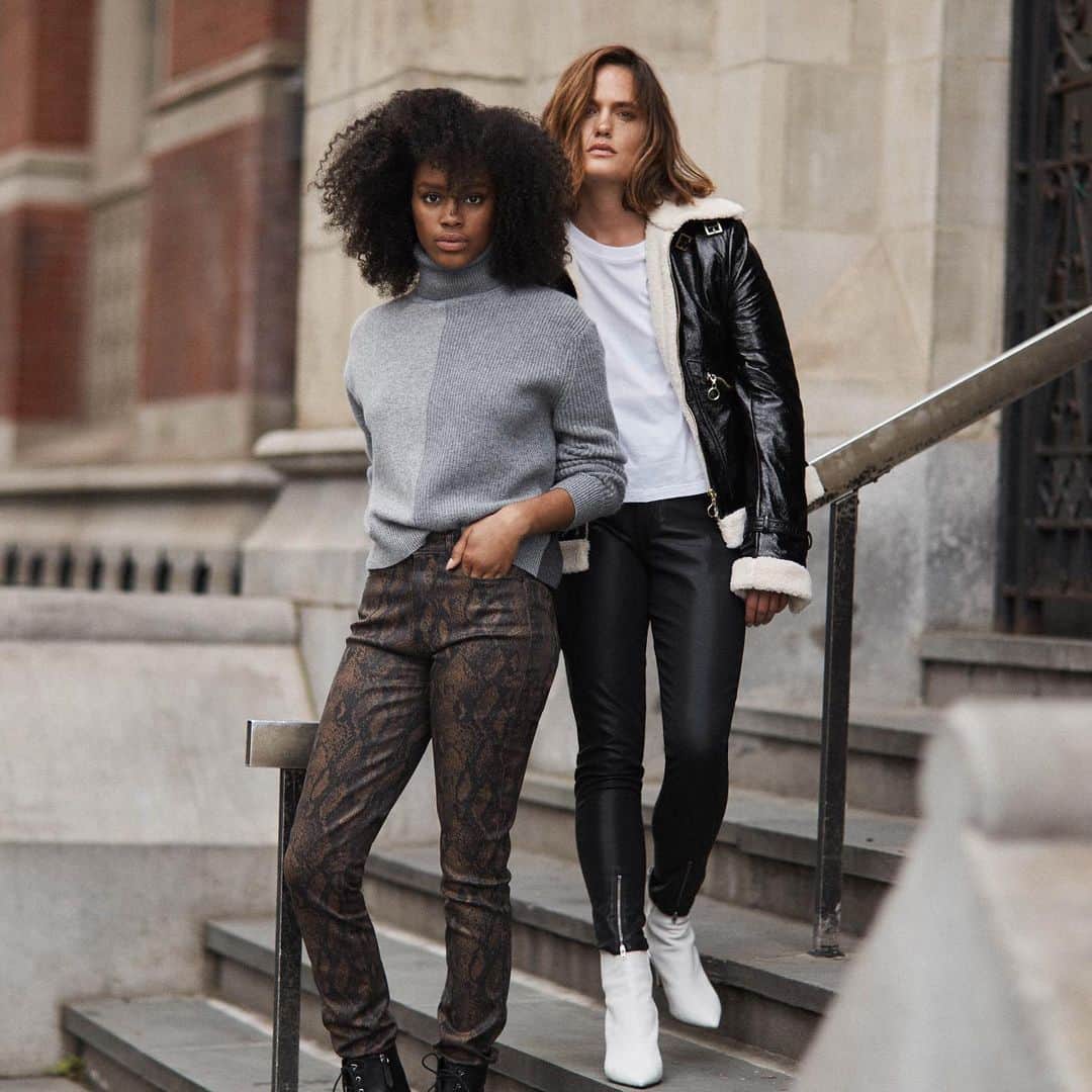 Saks Fifth Avenueのインスタグラム：「STREET SEEN: Denim powerhouses @joesjeans and @paige take to the city streets with animal prints and zipper details. #SaksStyle」