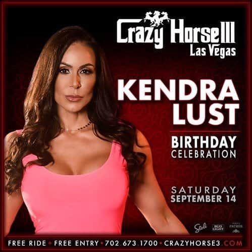 Kendra Lustさんのインスタグラム写真 - (Kendra LustInstagram)「Come celebrate my #birthday with me at @crazyhorse3lv September 14th .. let’s party!! 🎉🍾🥂 #Vegas #Olympia weekend 💪🏻」8月21日 5時25分 - kendralust