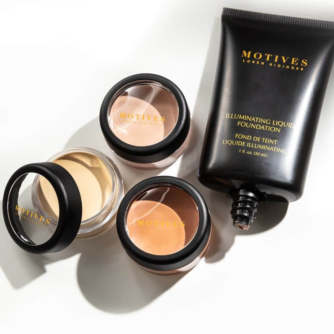 Motives Cosmeticsさんのインスタグラム写真 - (Motives CosmeticsInstagram)「Foundation or concealer first? . . . . #motives #motivescosmetics  #mua #makeuplove #makeupartist  #makeupadict #makeupobsessed  #foundation #foundationforall #concealer」8月21日 5時30分 - motivescosmetics