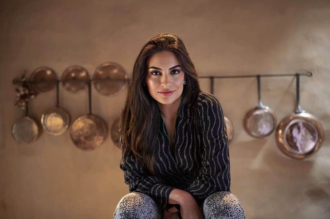 Ana Brenda Contrerasのインスタグラム：「Mexican autumn 🍂 @grupojulio」