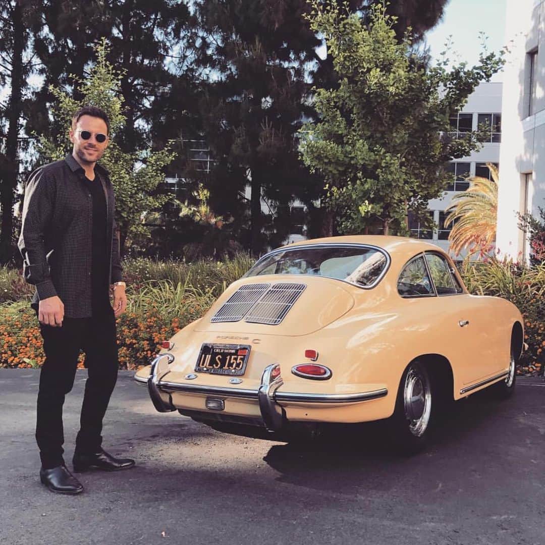 CarsWithoutLimitsさんのインスタグラム写真 - (CarsWithoutLimitsInstagram)「Champagne Porsche 356  @mralexmanos Classic Car Finder  #carswithoutlimits #porsche #356」8月21日 6時21分 - carswithoutlimits