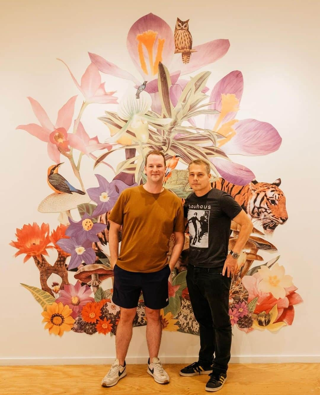 Shepard Faireyさんのインスタグラム写真 - (Shepard FaireyInstagram)「I had a great time hanging out and talking about music with @tedfeighan during the opening reception of his solo exhibition, #Overgrown last Saturday at Subliminal Projects! Thanks to everyone who came out to the show and music performances. I had a blast DJing as usual! Overgrown will be on view at @subliminalprojects this week Wednesday - Saturday, 12pm - 6pm through August 24th. If you’re in LA, don't miss it! - Shepard⁠ ⠀⠀⠀⠀⠀⠀⠀⠀⠀⁠ 📷: @morgnar #subliminalprojects #losangeles #echopark #valleycruisepress #tedfeighan #monsterrally」8月21日 7時23分 - obeygiant