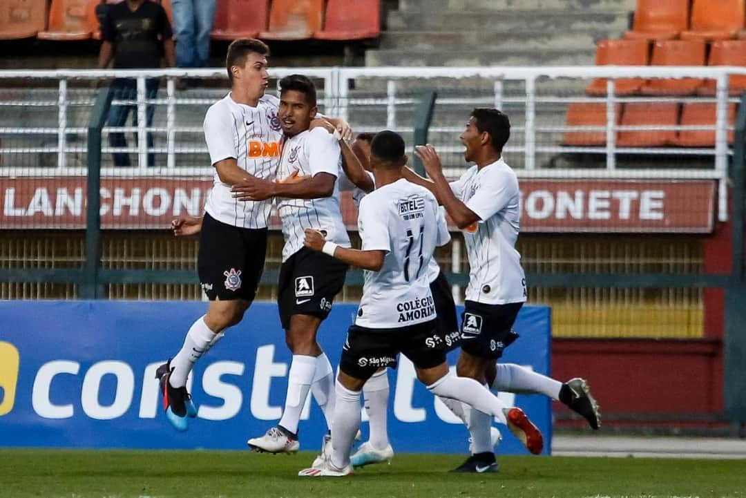 コリンチャンスさんのインスタグラム写真 - (コリンチャンスInstagram)「Quinta tem clássico na #SaudosaMaloca! Pelo Campeonato Brasileiro Sub-20, o Timãozinho enfrenta o São Paulo a partir das 19h. A partida terá entrada franca e transmissão ao vivo do @Sportv. . . 📷 Rodrigo Gazzanel/Ag. Corinthians . . #FilhosDoTerrão #VaiCorinthians」8月21日 7時30分 - corinthians