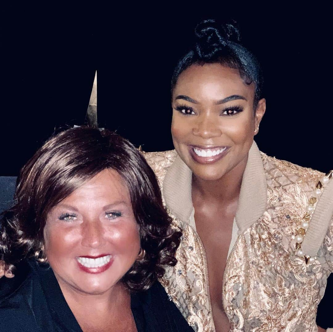 アビー・リー・ミラーさんのインスタグラム写真 - (アビー・リー・ミラーInstagram)「I had a blast last night @agt  Especially when the stunning @gabunion was fan-girling over #dancemoms #season8 #abby #abbyleemiller #aldc #abbyleedancecompany #aldcla #aldcalways」9月5日 2時35分 - therealabbylee