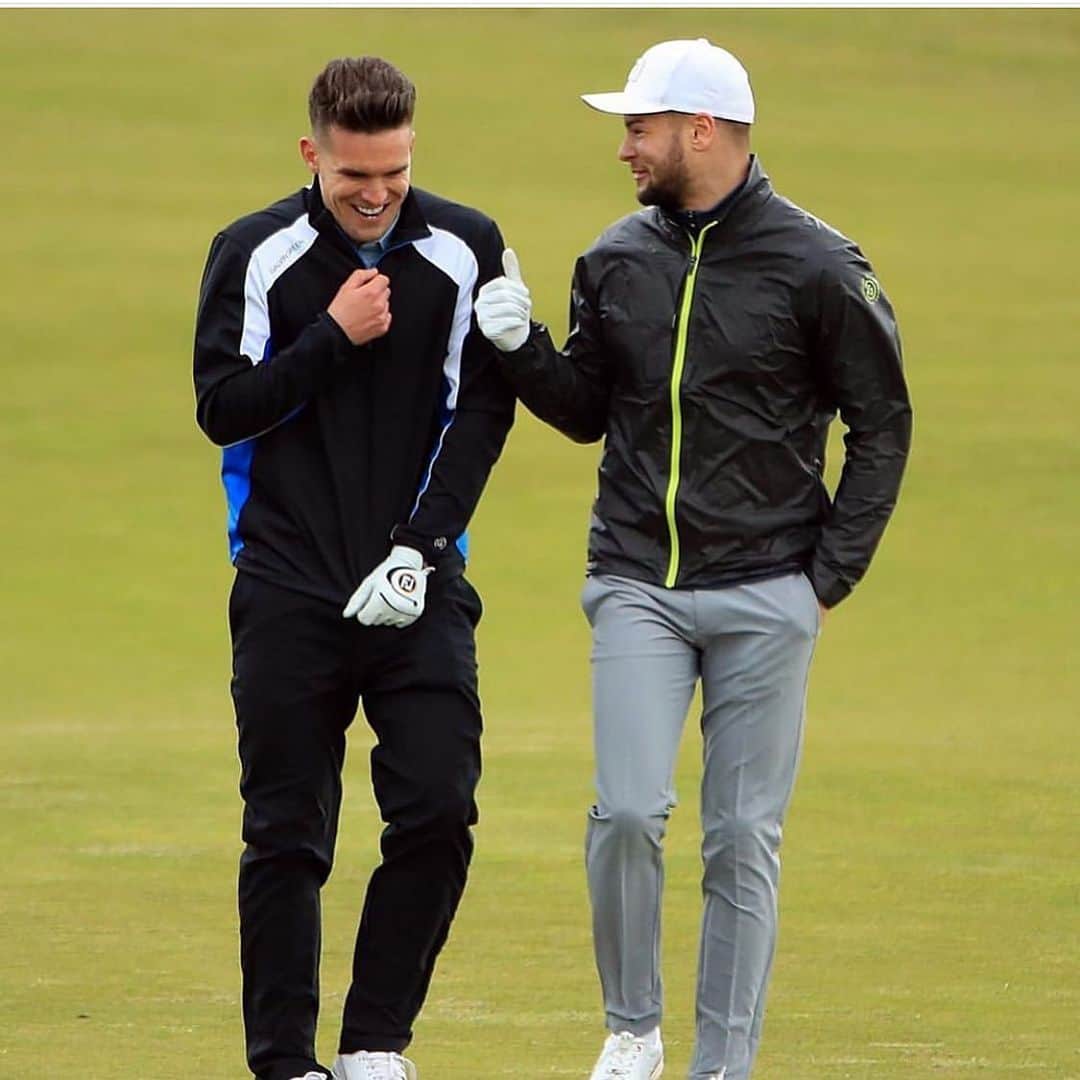 GazGShoreさんのインスタグラム写真 - (GazGShoreInstagram)「GEORDIE OG tonight at 9pm MTV tonight's the night me and @chrishughesofficial have a catch up and kill it around @hillside_gc at the @britishmasters 🏌🏻‍♂️🔥」9月5日 3時32分 - gazbeadle