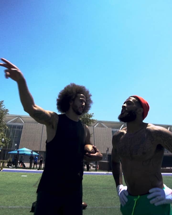 コリン・キャパニックのインスタグラム：「From putting in work predraft, to staying ready against the odds! Love to my Brother @obj - #StillReady 🎥: @relrelrelrel @djtonedef @garyngusc」