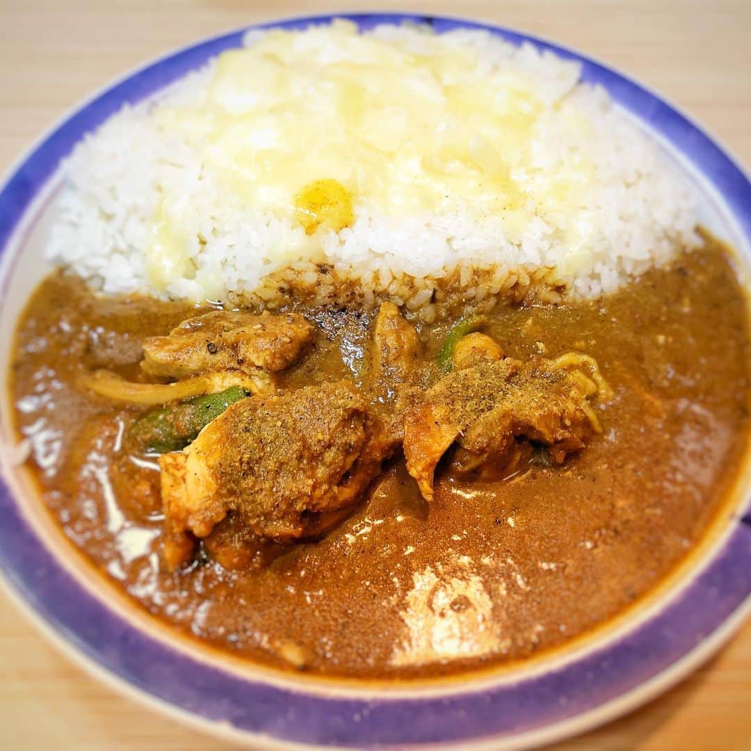 坂東慧のインスタグラム：「今日は高田馬場音楽室にてファイアーセッション！#カレー #エチオピア」
