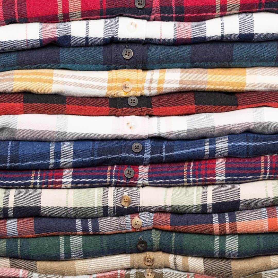 ユニクロさんのインスタグラム写真 - (ユニクロInstagram)「Find your flannel. Ready to cozy up in flannel. Snuggle up in your flannel of choice. #flannelshirt #autumnfashion #lifewear #colorful #フランネル  #フランネルシャツ」9月4日 19時01分 - uniqlo