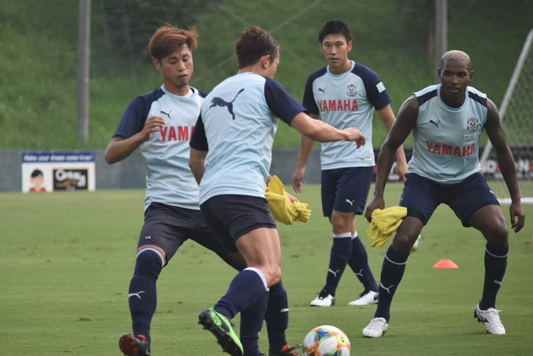 ジュビロ磐田さんのインスタグラム写真 - (ジュビロ磐田Instagram)「9/4(水)17:00＠大久保G  #J1 #soccer #football #Jubilo #Jleague #iwata #shizuoka #ジュビロ磐田 #サッカー #フットボール #Jリーグ #サックスブルー  #9月14日  #away  #川崎フロンターレ 戦」9月4日 19時17分 - jubiloiwata.official